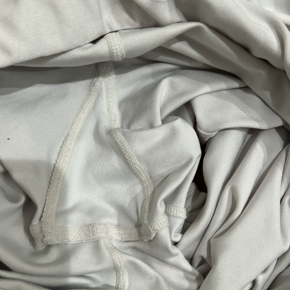 Nike White Tennis Athletic Golf Mini Skirt Skort Size Medium - Picture 9 of 13